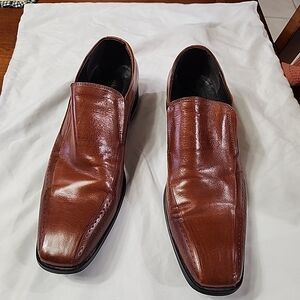 Elegant Chestnut Men's Slip-On Loafers